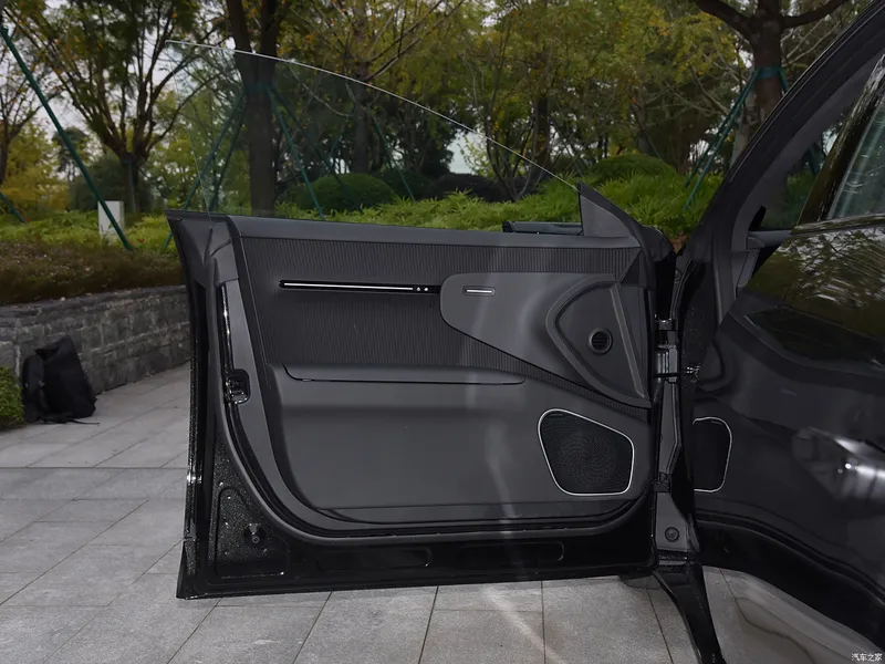 2025 Avita 12 Ultra Extended Range Edition