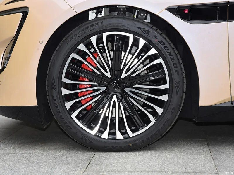 2025 Avita 12 Ultra Extended Range Edition