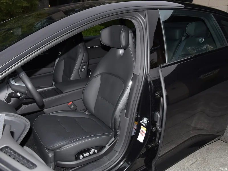 2025 Avita 12 Ultra Extended Range Edition