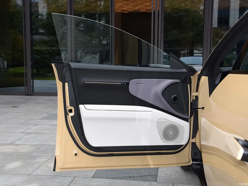 2025 Avita 12 Ultra Extended Range Edition