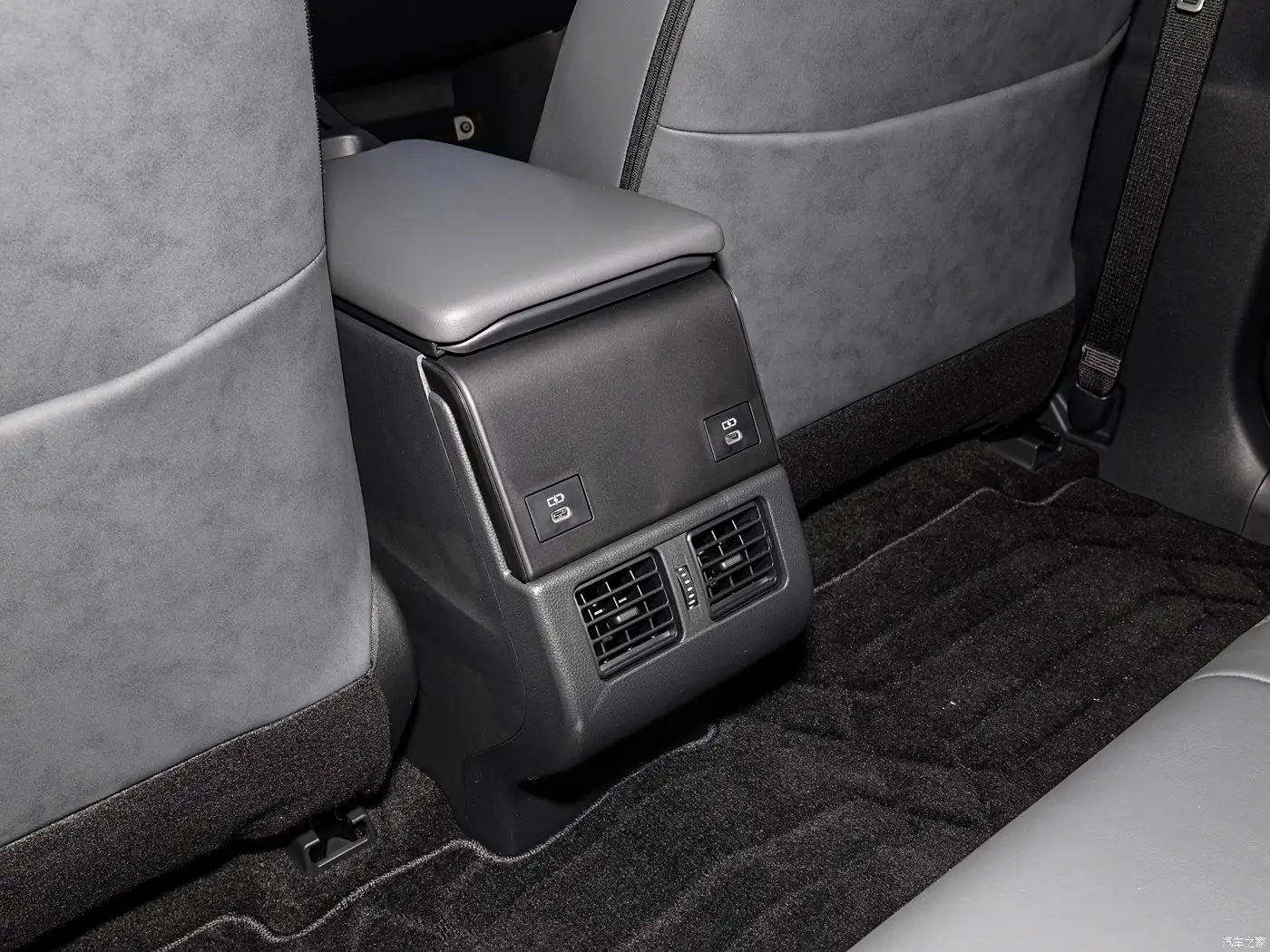 2025 Toyota Platinum Smart 4X 615Pro Edition