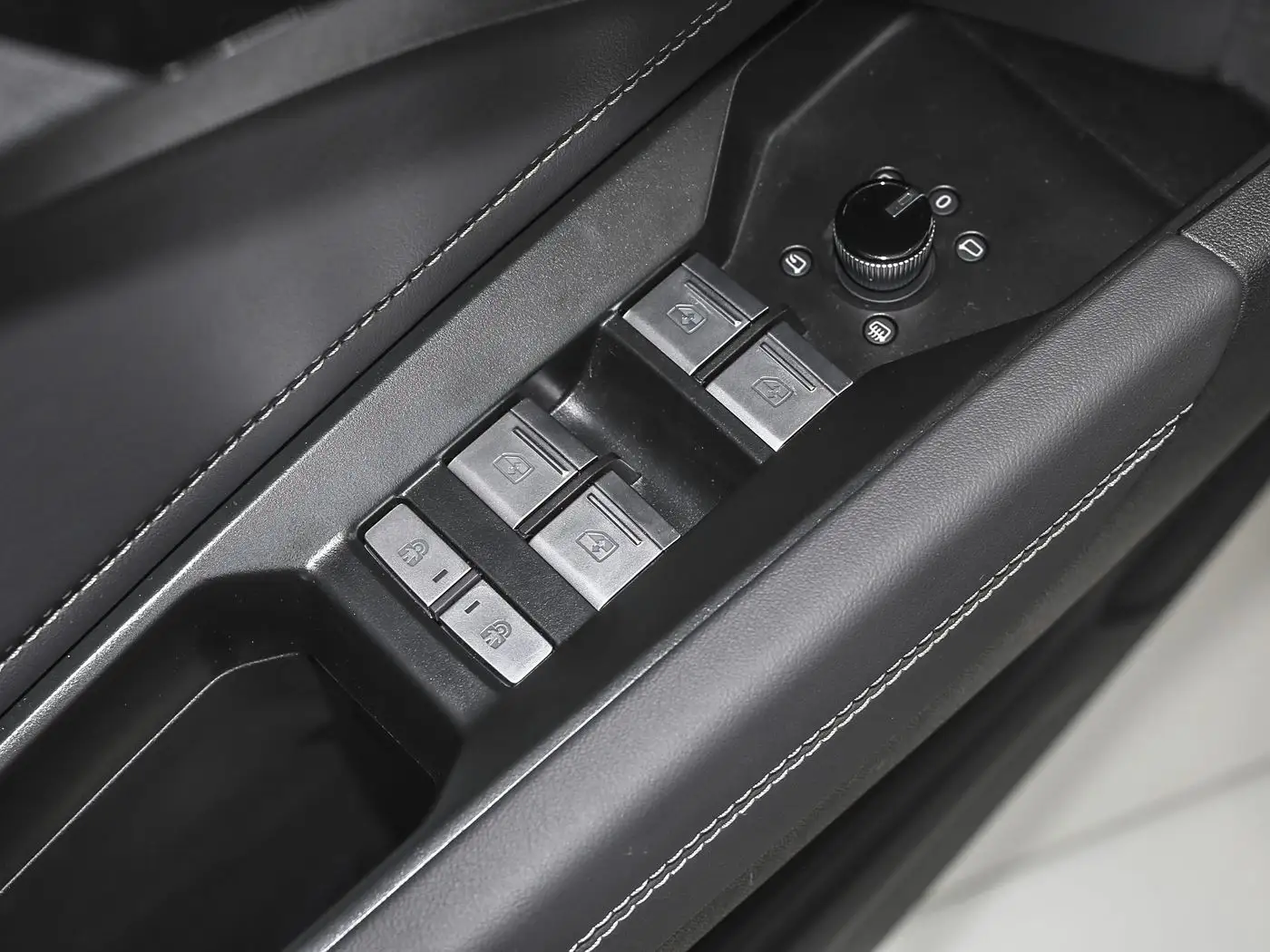 2024 Audi Q4 40 e-tron Creative Edition