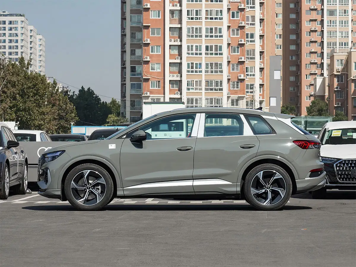 2024 Audi Q4 40 e-tron Creative Edition