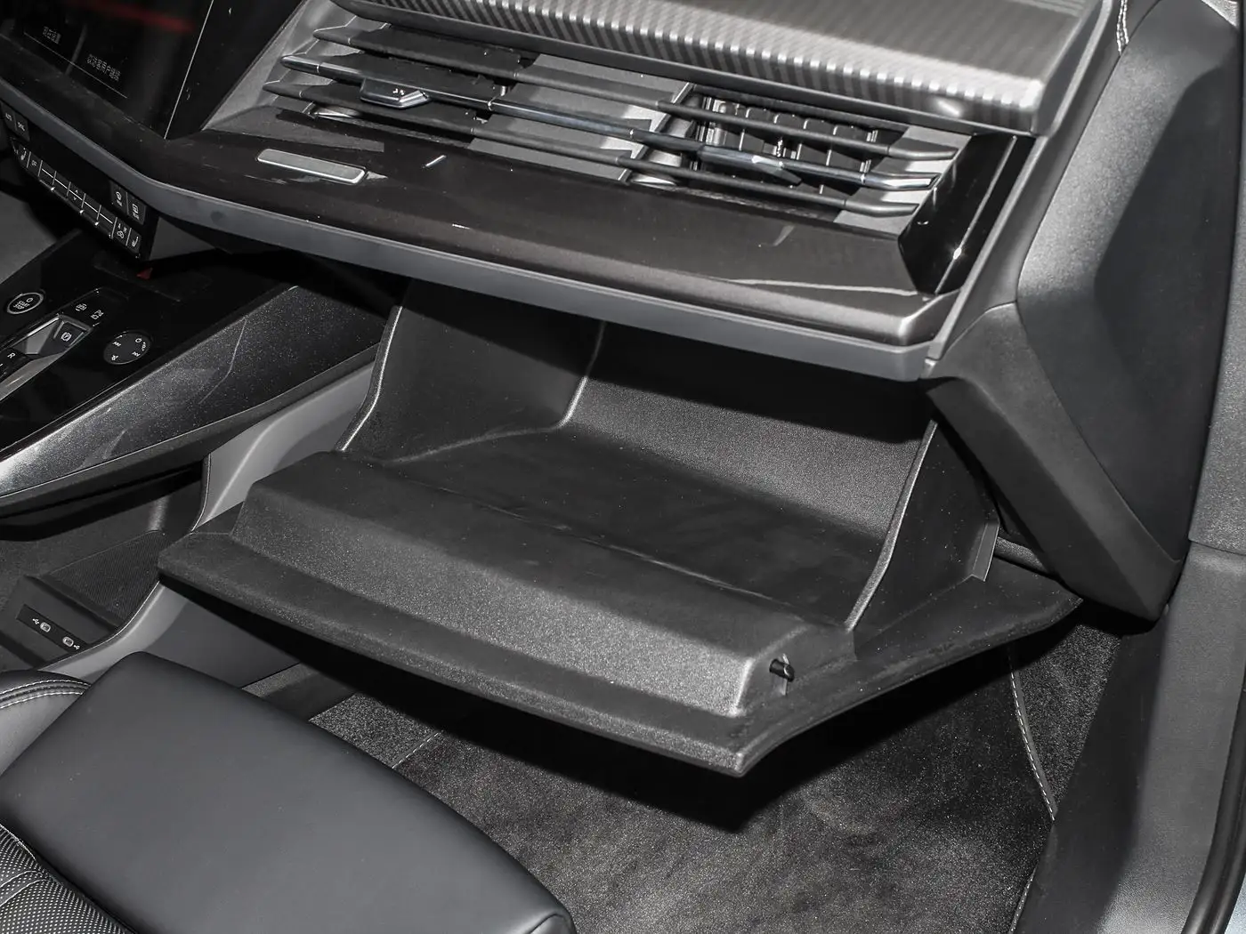 2024 Audi Q4 40 e-tron Creative Edition