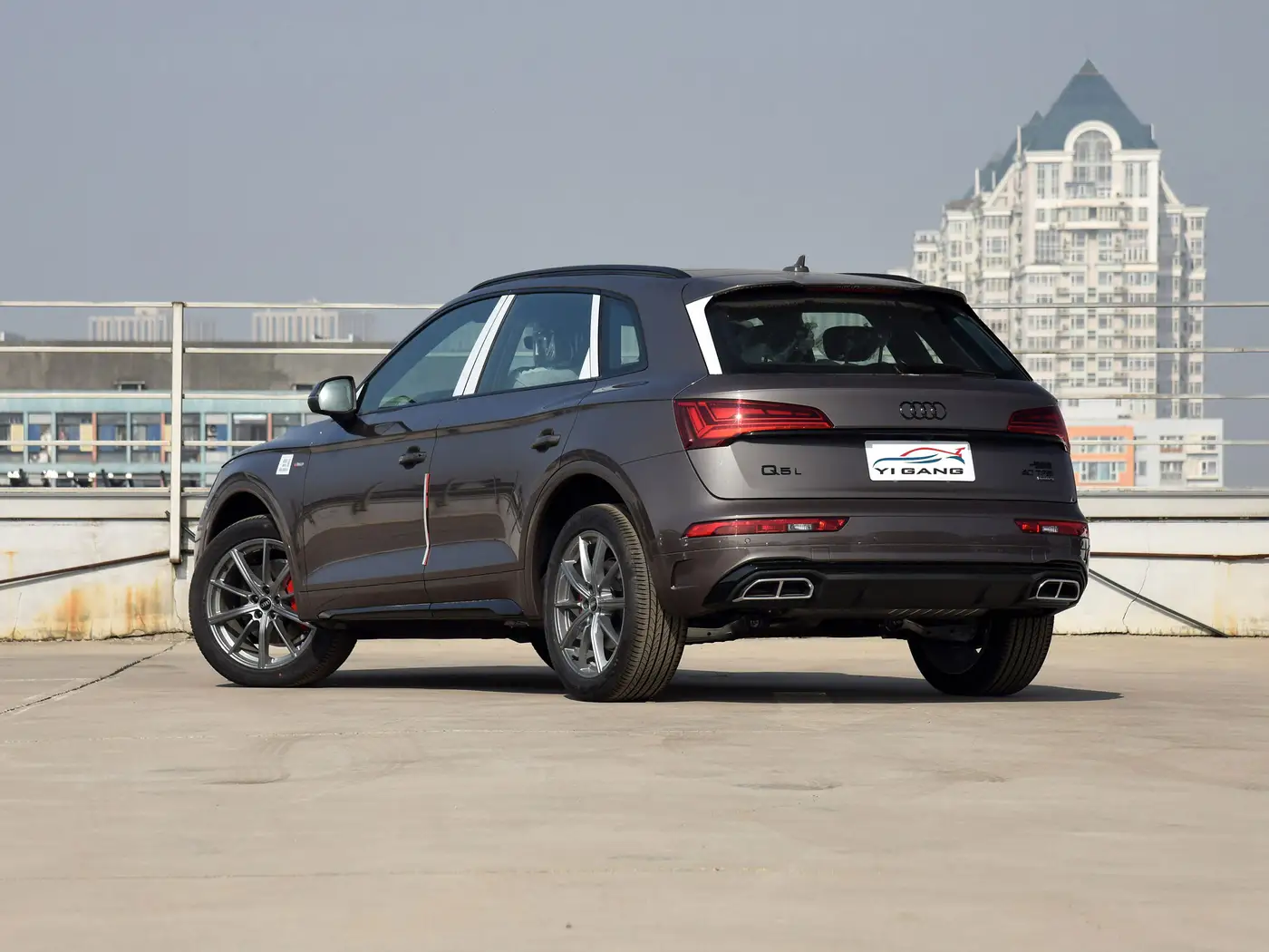 2024 Audi Q5L 40 TFSI Luxury Dynamic Model