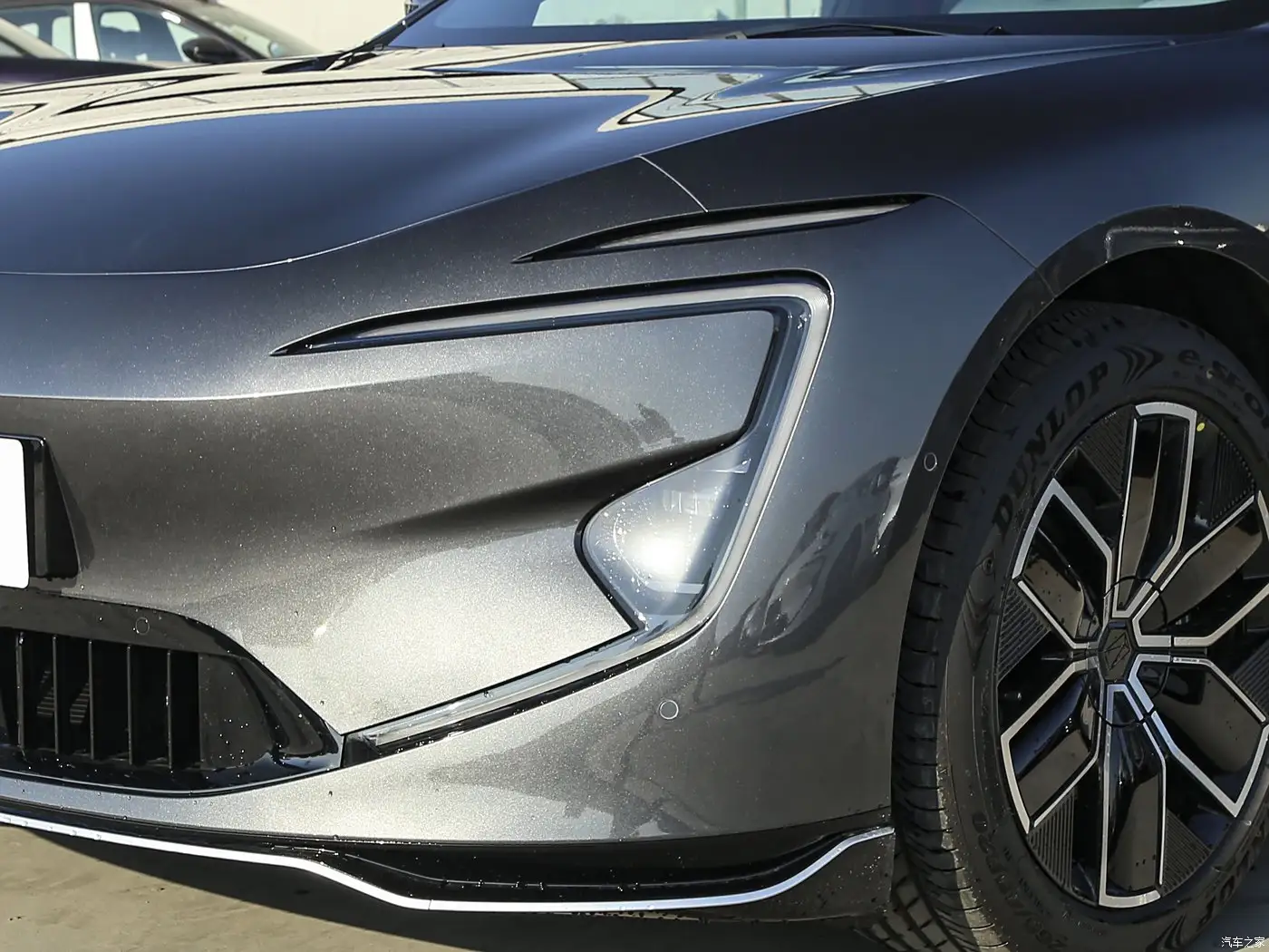 2025 Avatr 12 MAX Pure Electric Edition