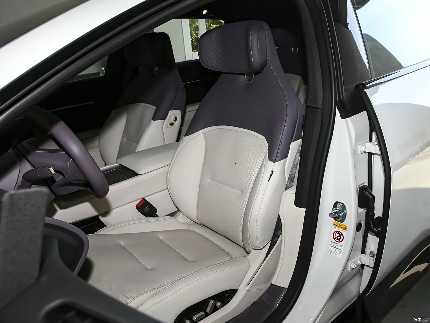 2025 Avatr 12 Ultra Pure Electric Version Four-Wheel Drive