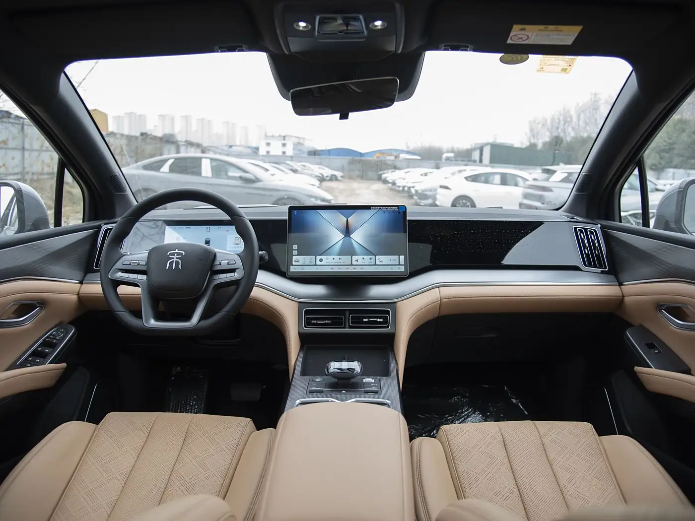 2025 BYD Song L-DMI 112km Leading Model