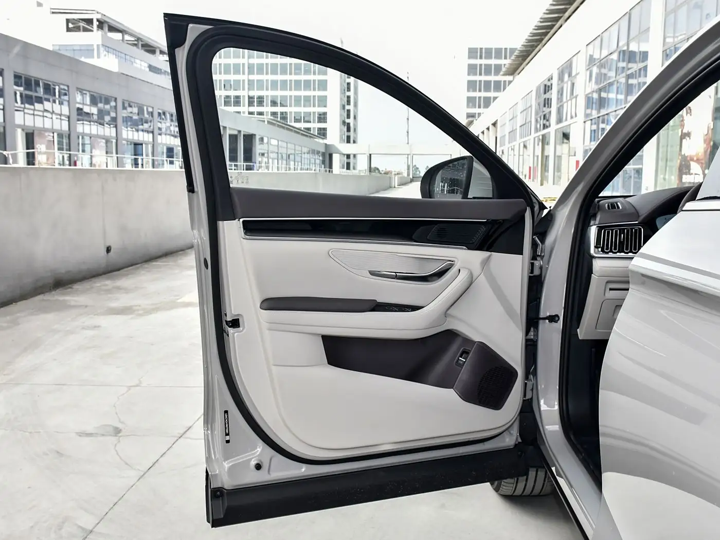 2025 BYD Song Plus DM-i 75KM Luxury