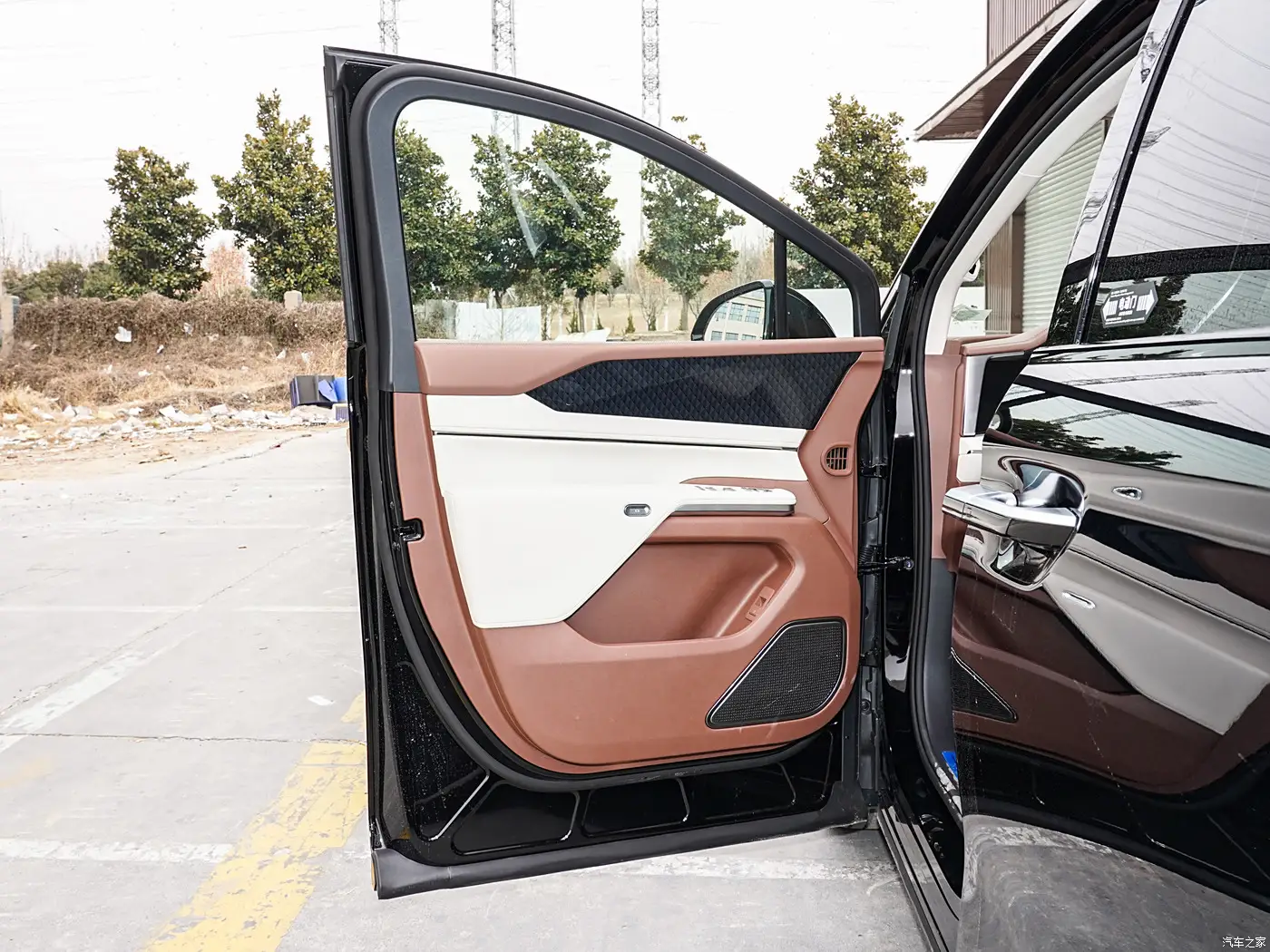 2025 BYD Xia DM-i 1.5T 180km Superb