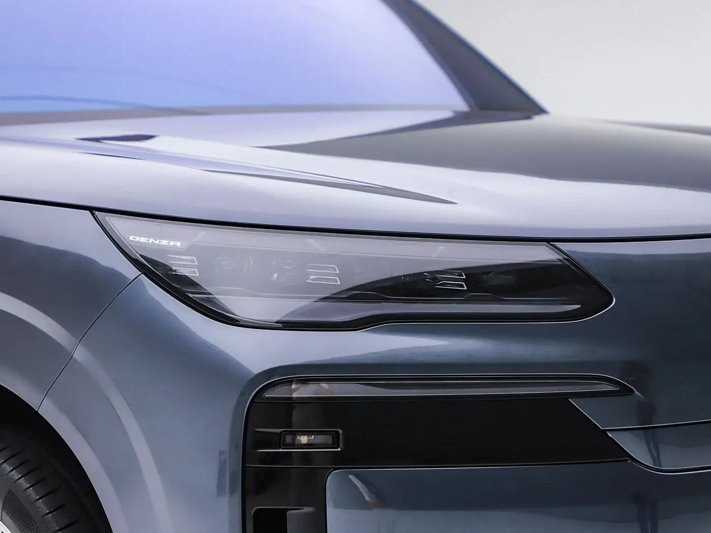 2025 Denza N9 High-End Edition