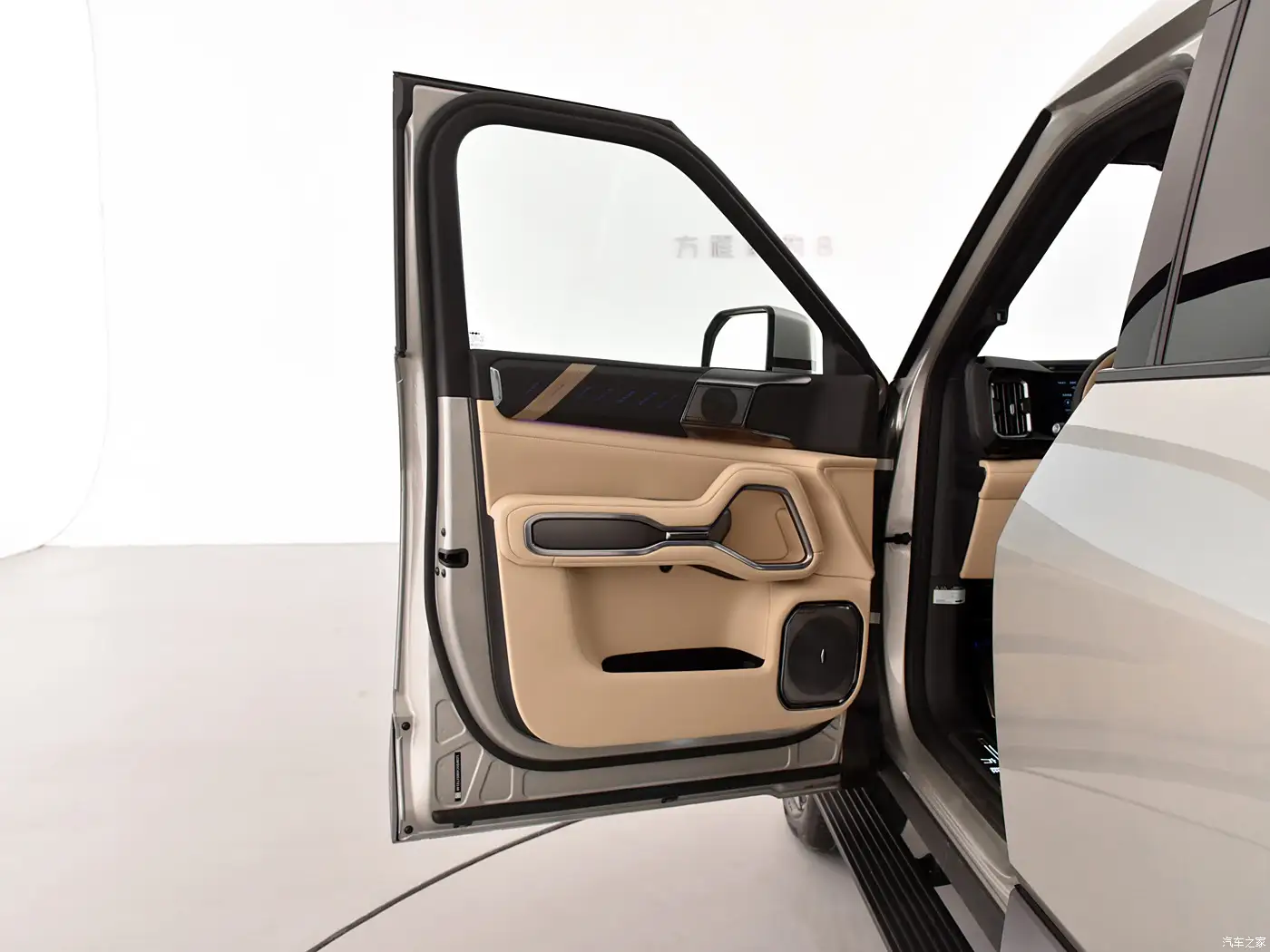 2025 Equation Leopard 8 Intelligent Brave Flagship Edition 6-Seater
