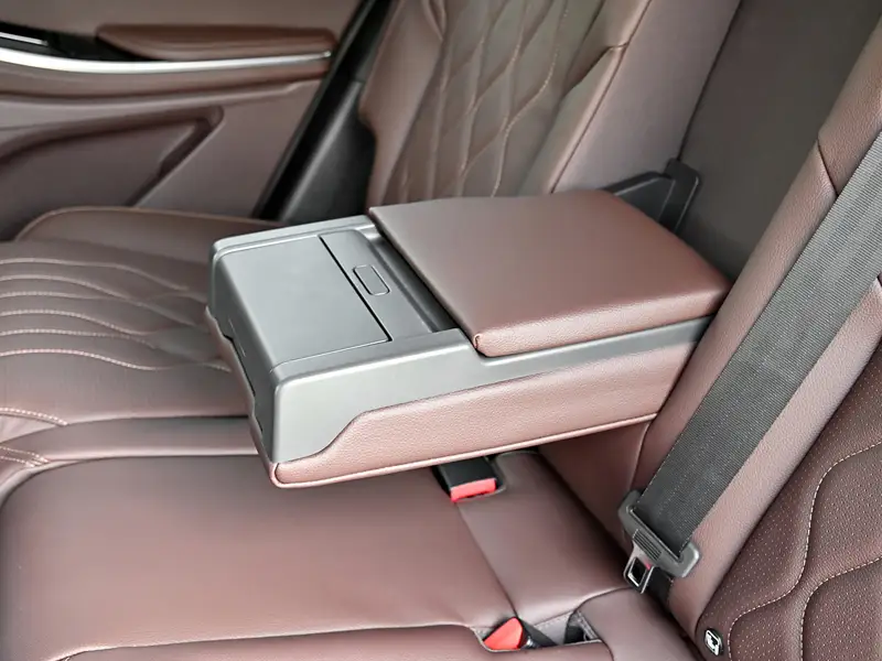 2025 EXEED LX Plus 400T Four-Wheel Drive Starry Edition 7-Seater