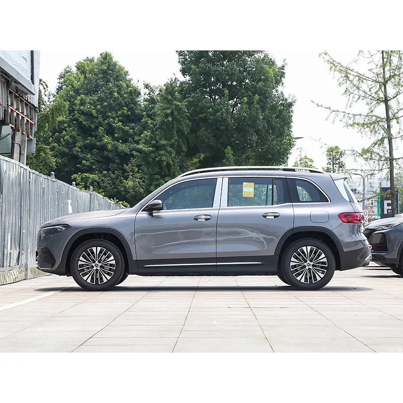 Mercedes Benz EQB260