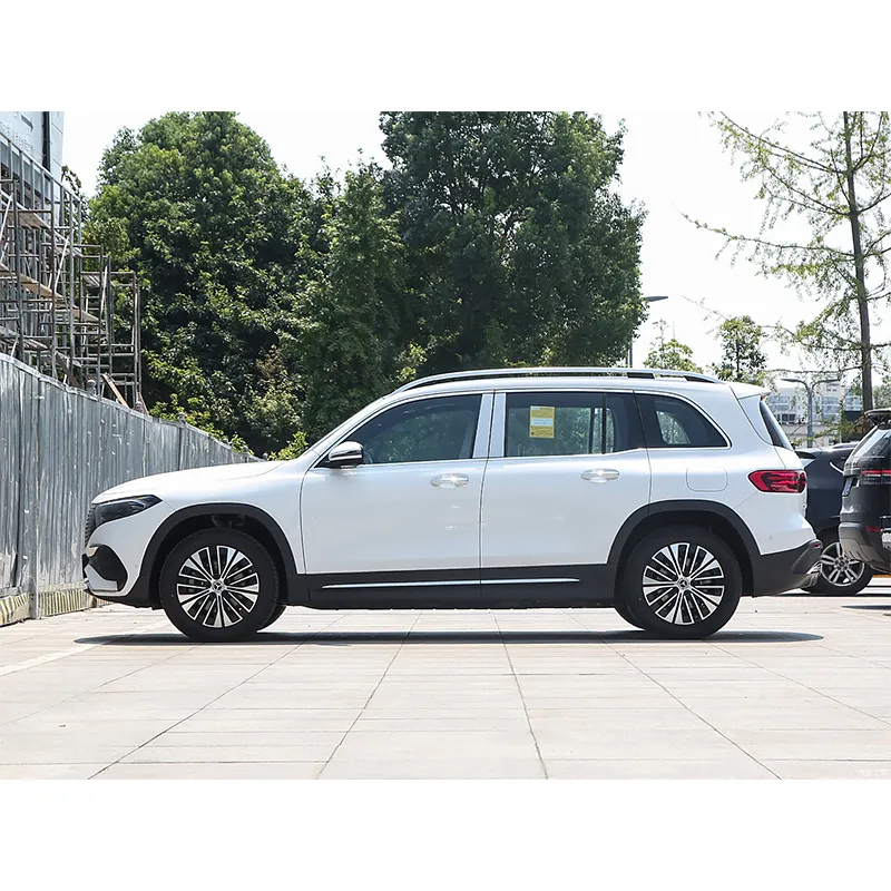 Mercedes Benz EQB260