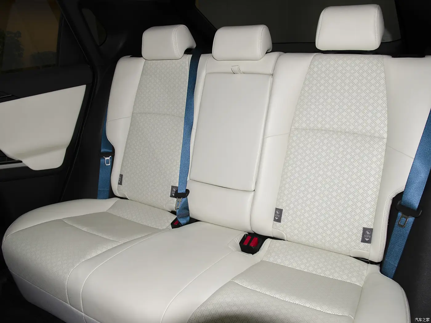 2025 Toyota Platinum 4X 615Max Edition