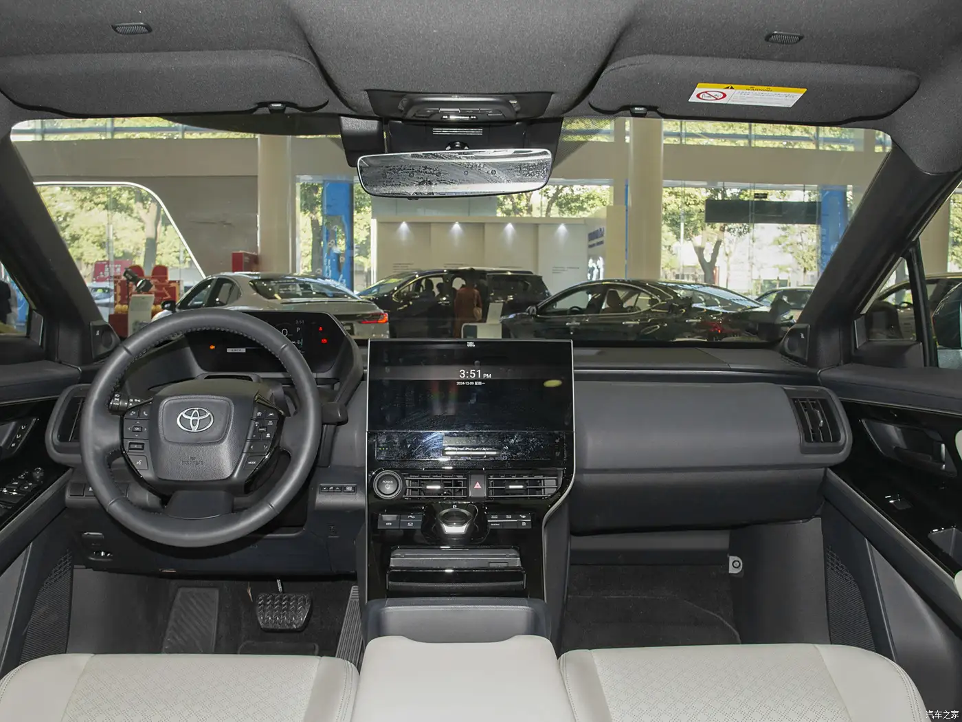 2025 Toyota Platinum 4X 615Max Edition