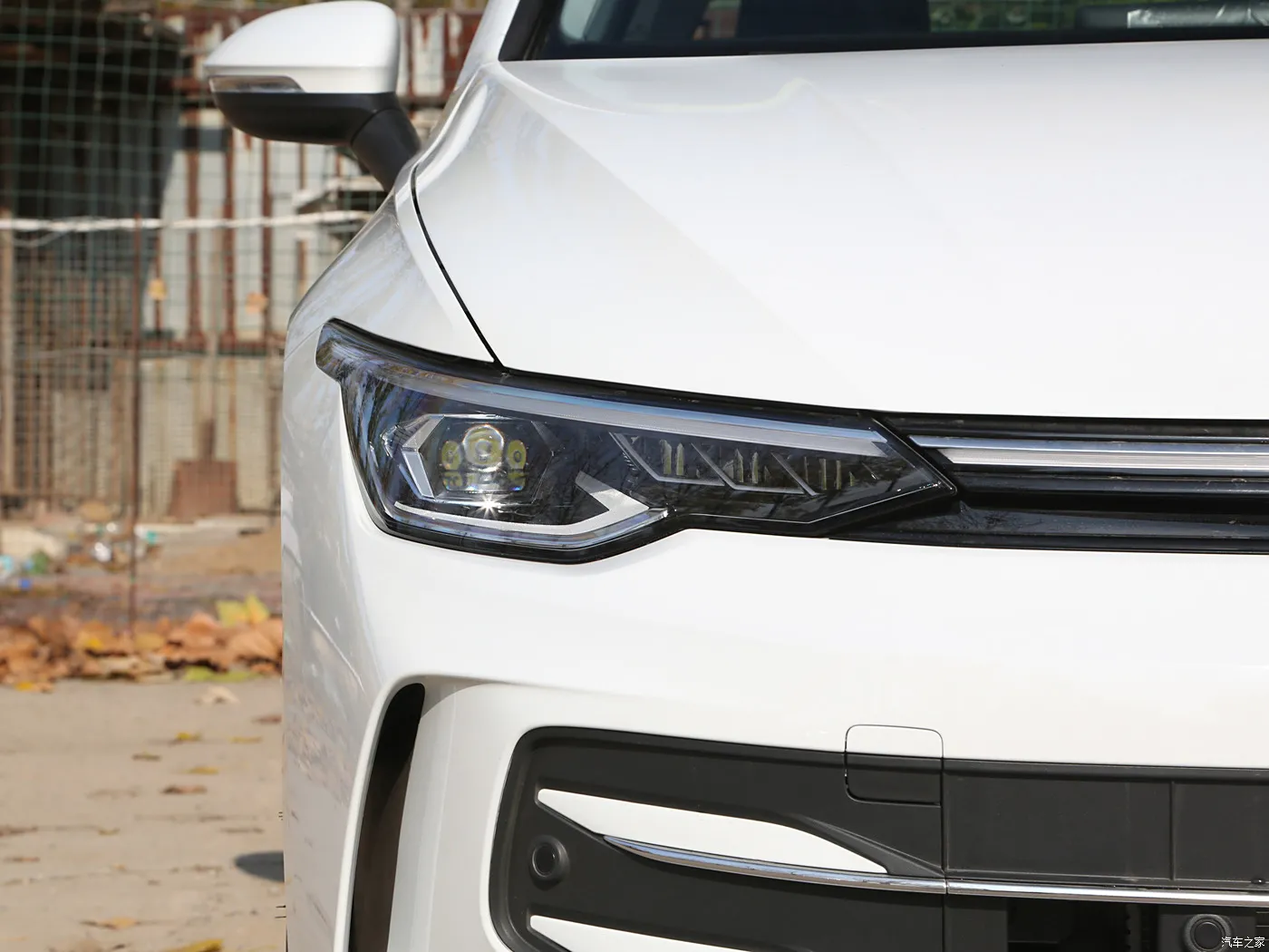 Volkswagen Golf 300TSI Pro