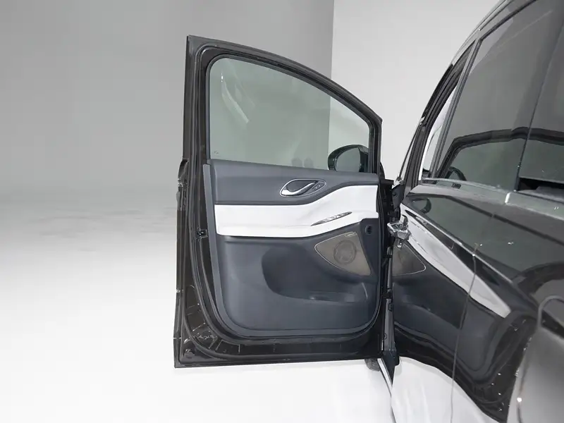 2025 Voyah Dreamer PHEV Four-Wheel Drive Flagship Kunpeng Version