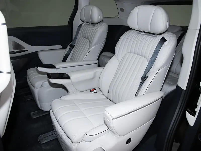 2025 Voyah Dreamer PHEV Four-Wheel Drive Flagship Kunpeng Version