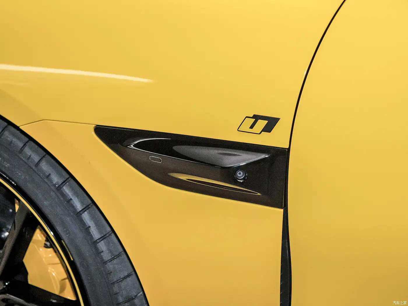 2025 Xiaomi SU7 Ultra