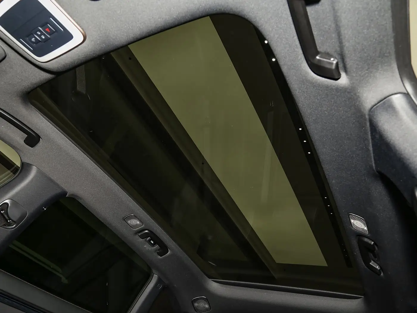 2025 Zeekr 7X 100kWh Long Range 4WD Intelligent Driving Edition