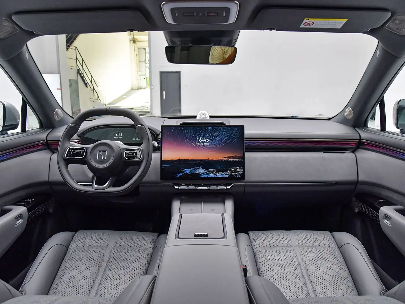 2025 Zeekr 7X 100kWh Long Range 4WD Intelligent Driving Edition