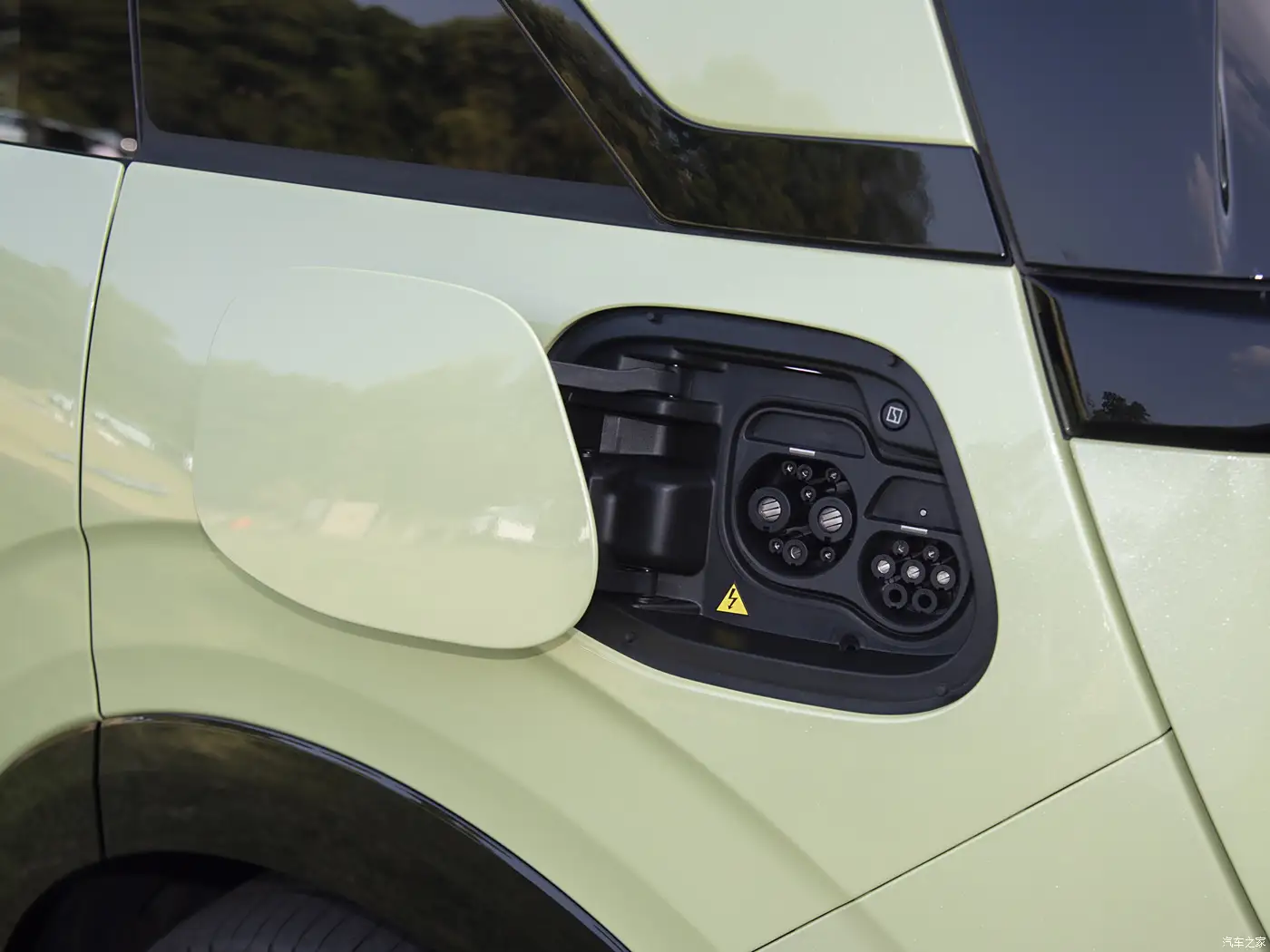 2025 Zeekr MIX Long Range Intelligent Driving Edition