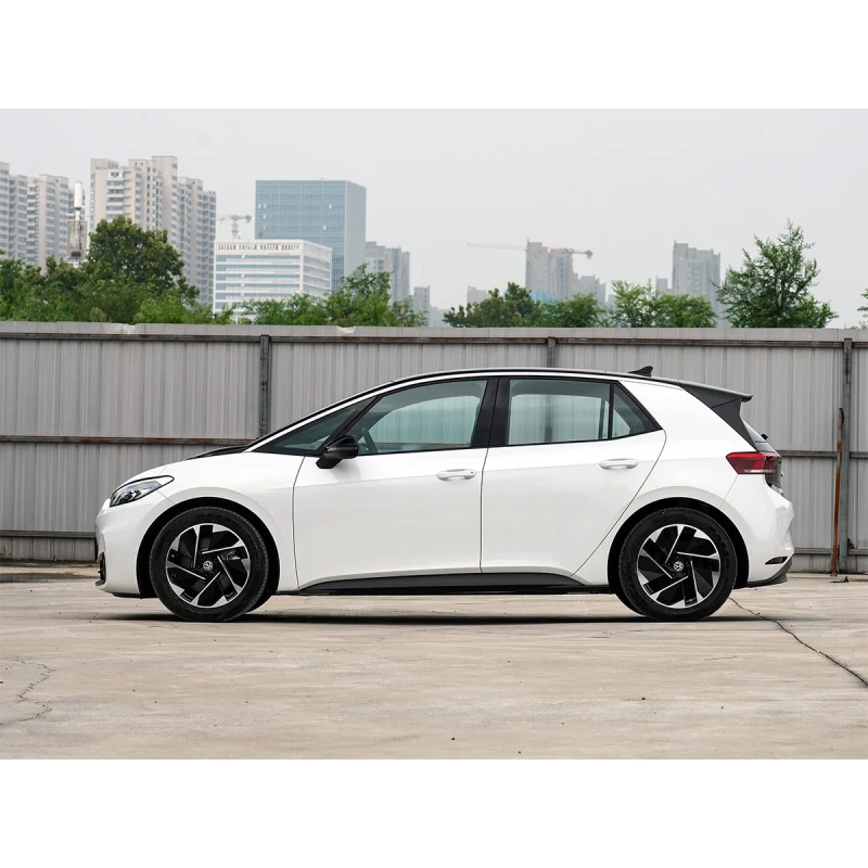 Expert Buyer's Guide to Volkswagen Electric SUVs in 2025: 4 Key Factors vs. Rivals